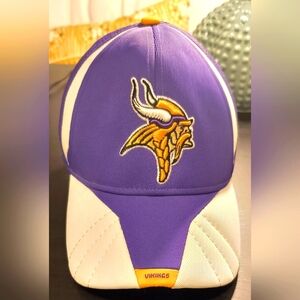 Vtg Reebok Minnesota Vikings Authentic Sideline Cap L/XL Flex-Fit NFL NFC North